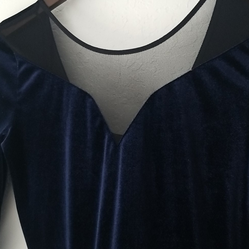 H&M illusion neckline mini dress - Picture 2 of 8